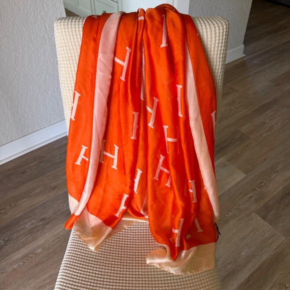 Hermes 100% Silk Scarf Shawl Orange & Cream w/ H logo Designer Authentic Luxury - Picture 2 of 12
